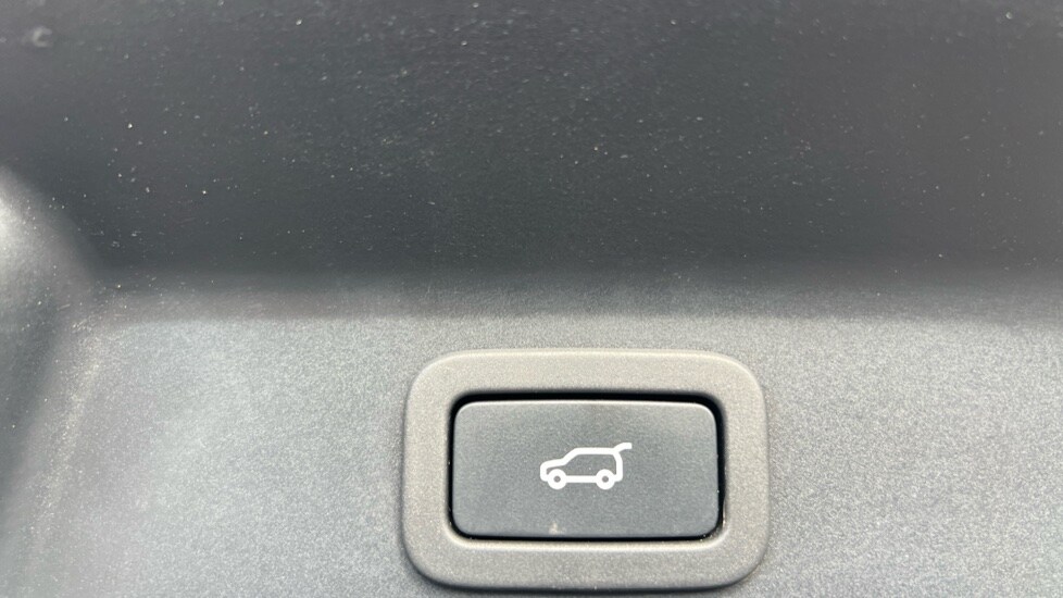 Used Jaguar F-Pace 2021 for sale - 76168692: Photo 53