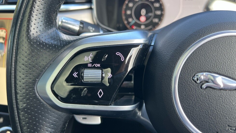 Used Jaguar F-Pace 2021 for sale - 76168692: Photo 58