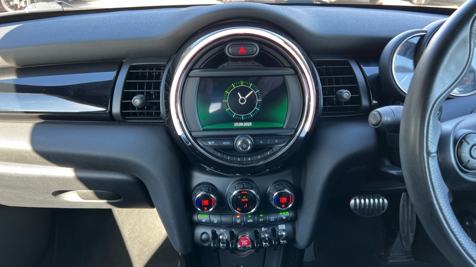 Used MINI Hatch 2019 for sale - 76033867: Photo 12
