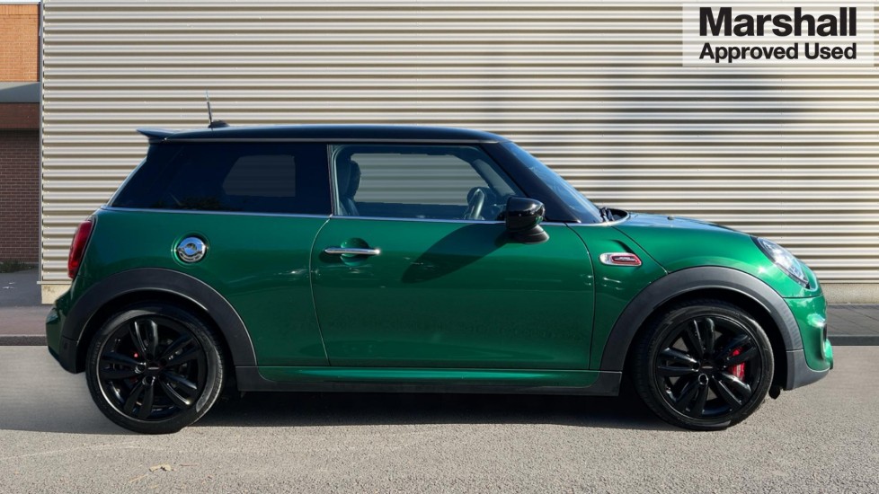Used MINI Hatch 2019 for sale - 76033867: Photo 2