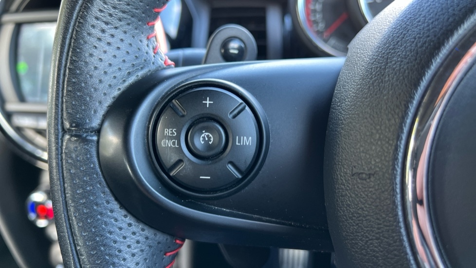 Used MINI Hatch 2019 for sale - 76033867: Photo 23
