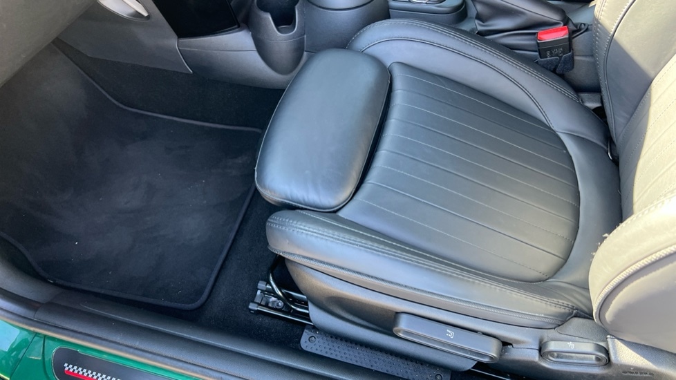 Used MINI Hatch 2019 for sale - 76033867: Photo 31