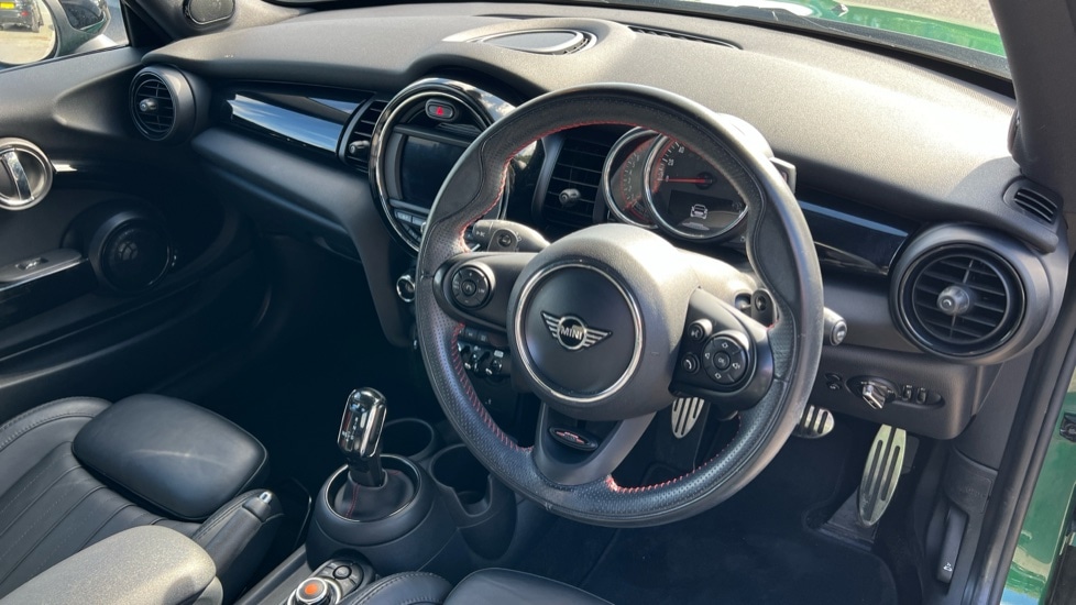 Used MINI Hatch 2019 for sale - 76033867: Photo 9