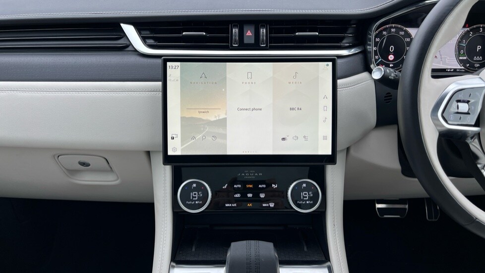 Used Jaguar F-Pace 2024 for sale - 76116765: Photo 14