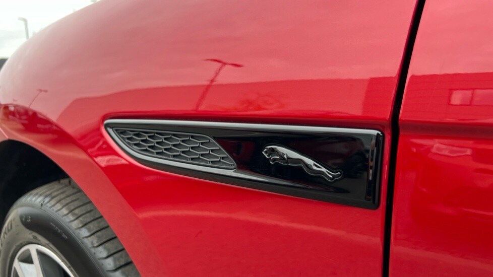 Used Jaguar F-Pace 2024 for sale - 76116765: Photo 20