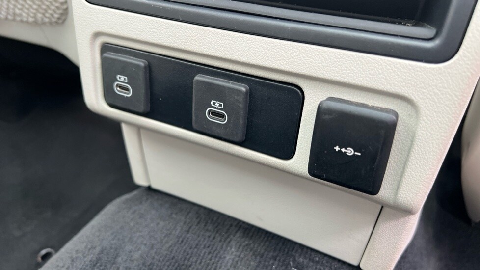 Used Jaguar F-Pace 2024 for sale - 76116765: Photo 52