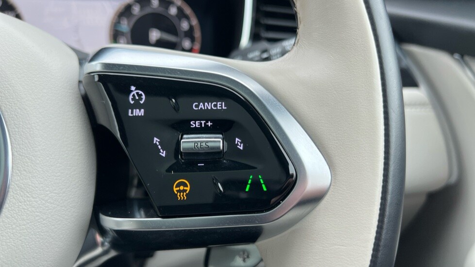 Used Jaguar F-Pace 2024 for sale - 76116765: Photo 59