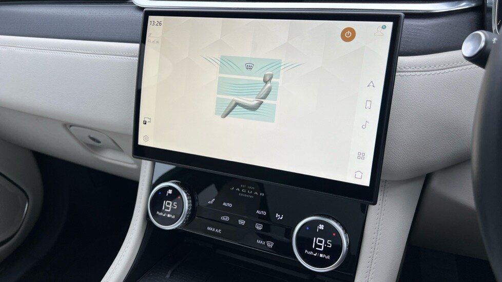 Used Jaguar F-Pace 2024 for sale - 76116765: Photo 66