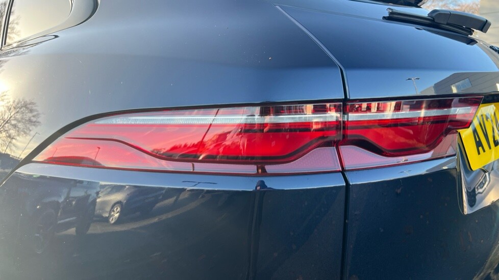 Used Jaguar F-Pace 2024 for sale - 76766254: Photo 19