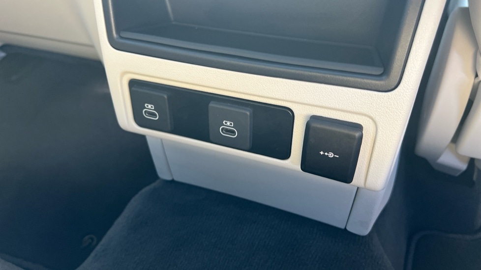 Used Jaguar F-Pace 2024 for sale - 76766254: Photo 52