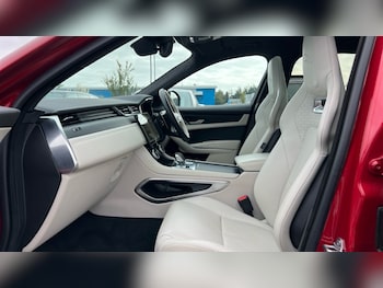 Used Jaguar F-Pace 2024 for sale - 76871451: Photo