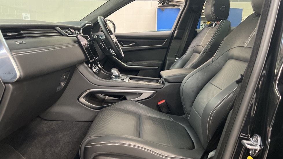 Used Jaguar F-Pace 2021 for sale - 76161315: Photo 3