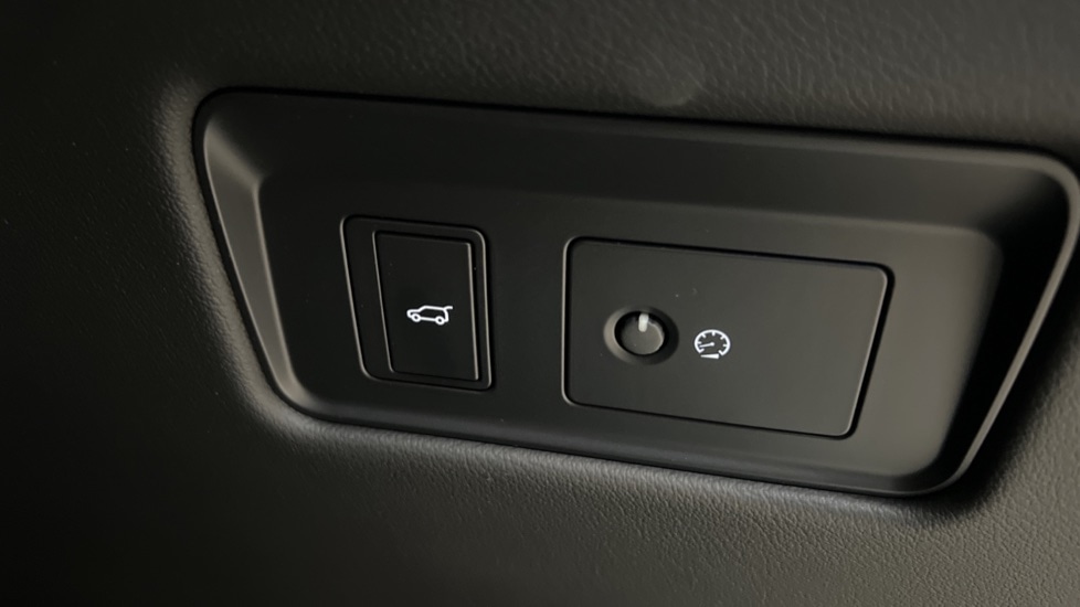 Used Jaguar F-Pace 2021 for sale - 76161315: Photo 41