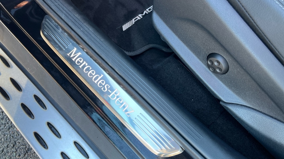 Used Mercedes-Benz GLC 2019 for sale - 76552476: Photo 37