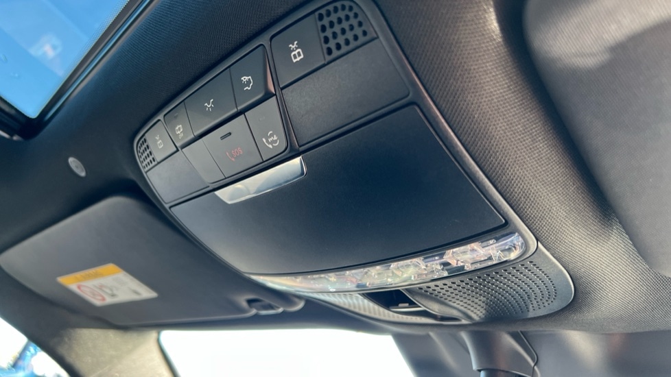 Used Mercedes-Benz GLC 2019 for sale - 76552476: Photo 51