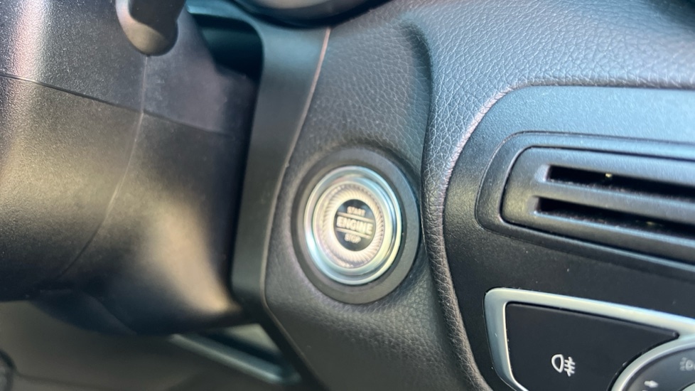 Used Mercedes-Benz GLC 2019 for sale - 76552476: Photo 53