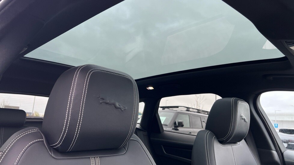 Used Jaguar F-Pace 2022 for sale - 76872941: Photo 21