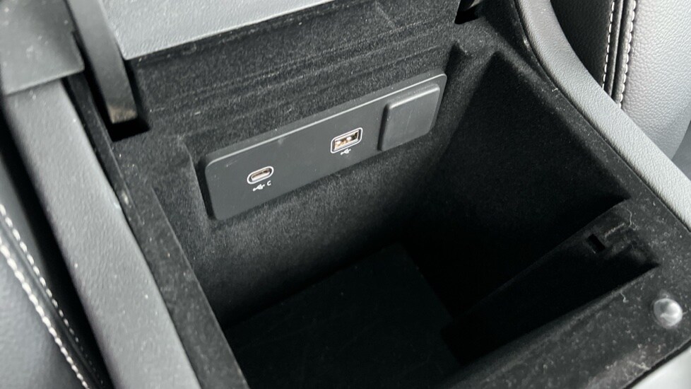 Used Jaguar F-Pace 2022 for sale - 76872941: Photo 37