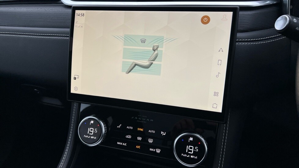 Used Jaguar F-Pace 2022 for sale - 76872941: Photo 60