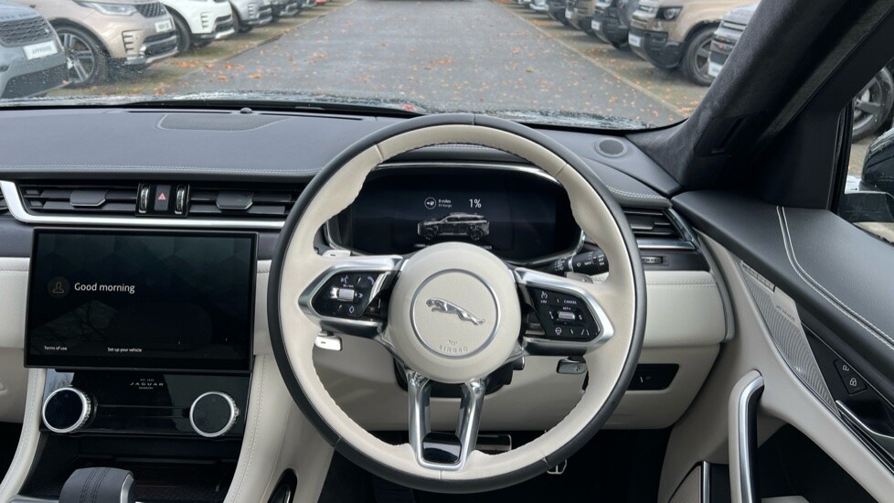 Used Jaguar F-Pace 2024 for sale - 76297671: Photo 15