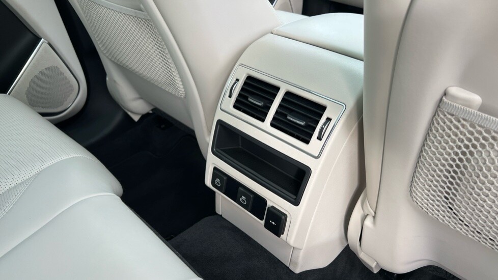 Used Jaguar F-Pace 2024 for sale - 76297671: Photo 18