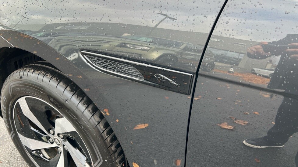 Used Jaguar F-Pace 2024 for sale - 76297671: Photo 20