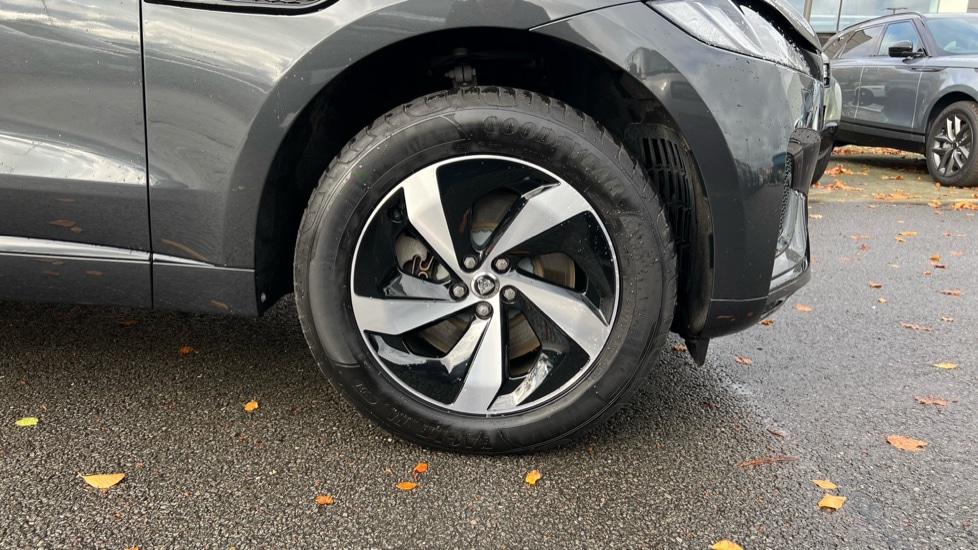 Used Jaguar F-Pace 2024 for sale - 76297671: Photo 8