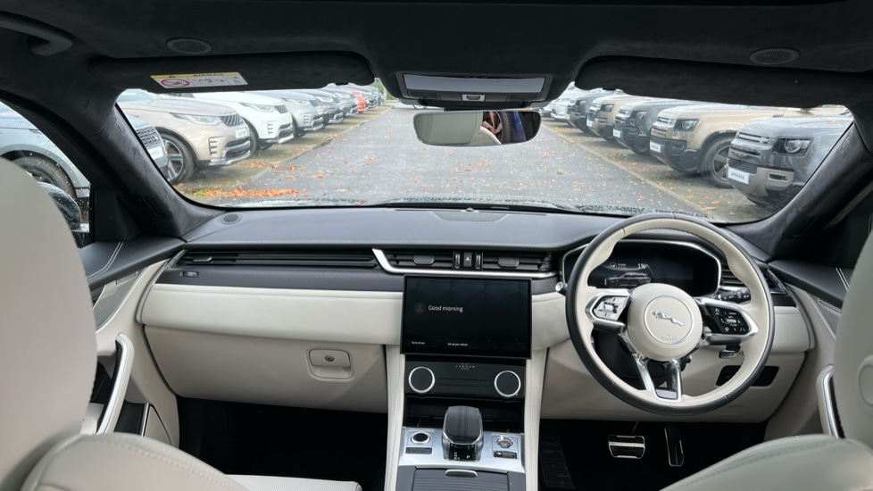 Used Jaguar F-Pace 2024 for sale - 76297671: Photo 9