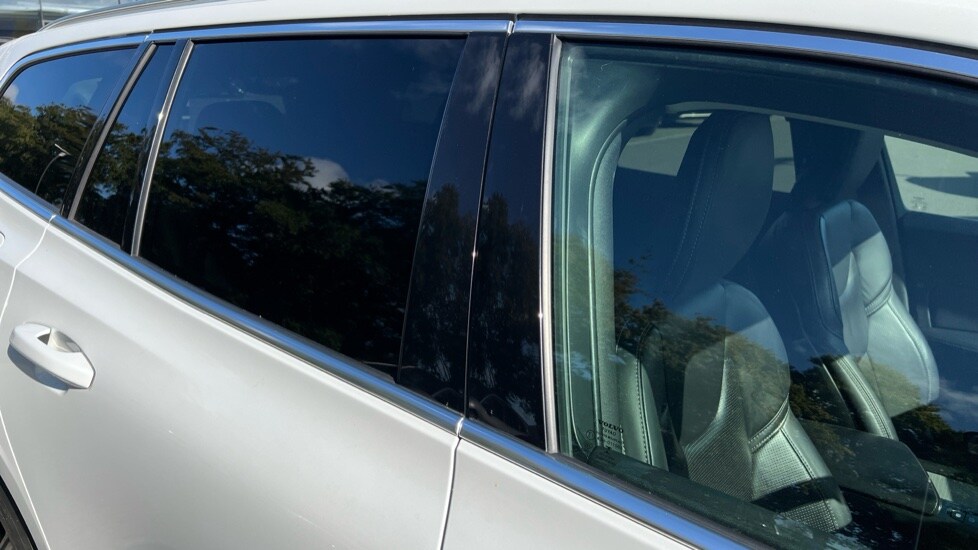 Used Volvo V60 2021 for sale - 75959707: Photo 41