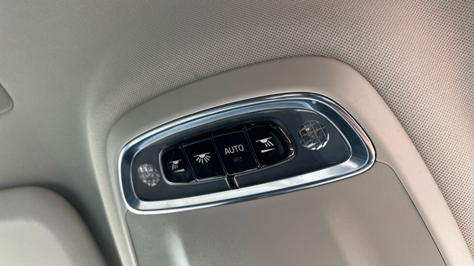 Used Volvo V60 2021 for sale - 75959707: Photo 43