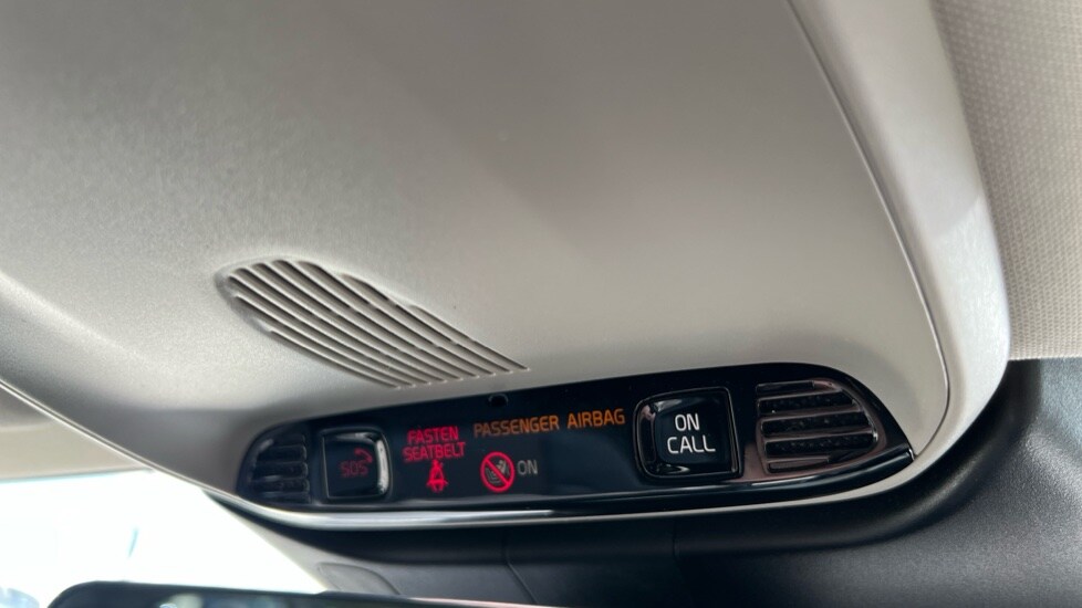 Used Volvo V60 2021 for sale - 75959707: Photo 44