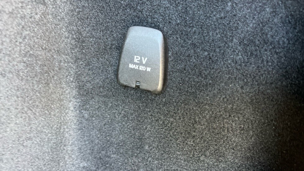 Used Volvo V60 2021 for sale - 75959707: Photo 59