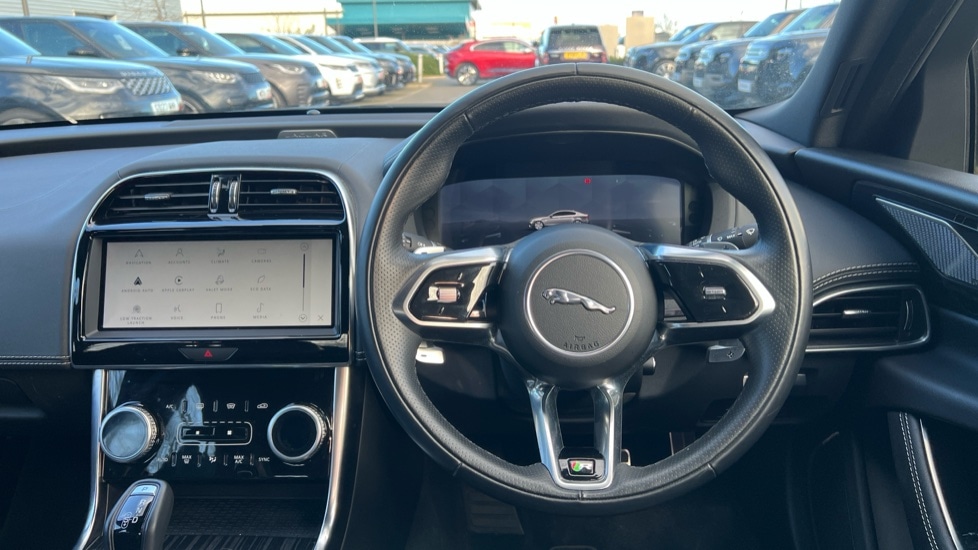 Used Jaguar XE 2022 for sale - 77071038: Photo 15