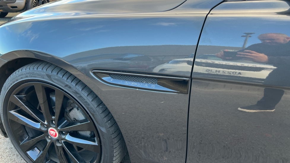 Used Jaguar XE 2022 for sale - 77071038: Photo 20