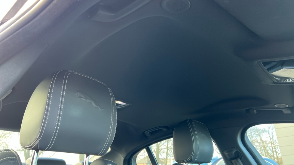 Used Jaguar XE 2022 for sale - 77071038: Photo 24