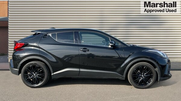 Used Toyota C-HR 2022 for sale - 76062237: Photo 2