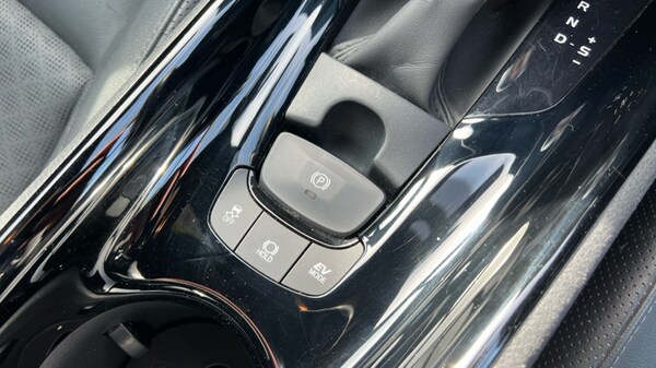 Used Toyota C-HR 2022 for sale - 76062237: Photo 48