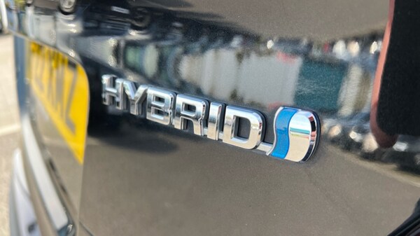 Used Toyota C-HR 2022 for sale - 76062237: Photo 60