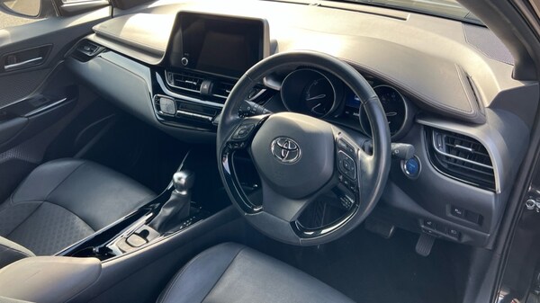 Used Toyota C-HR 2022 for sale - 76062237: Photo 9
