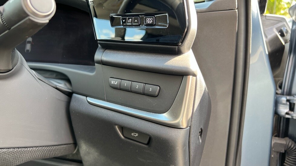 Used Lexus RZ 2024 for sale - 77060728: Photo 53