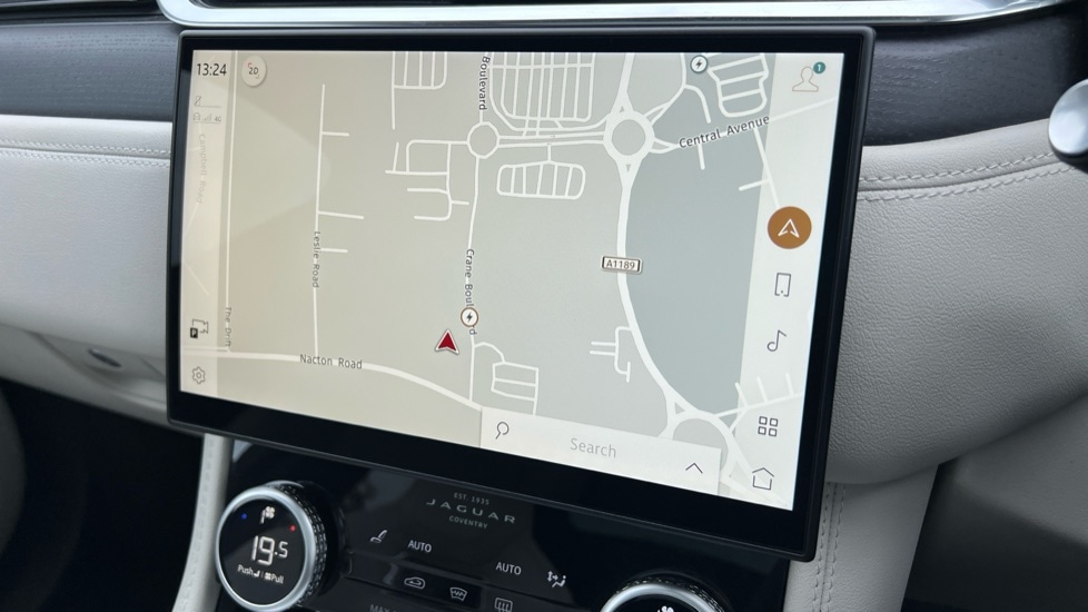 Used Jaguar F-Pace 2024 for sale - 76888739: Photo 11