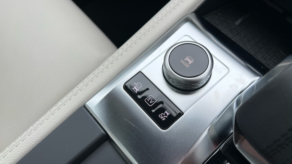 Used Jaguar F-Pace 2024 for sale - 76888739: Photo 44