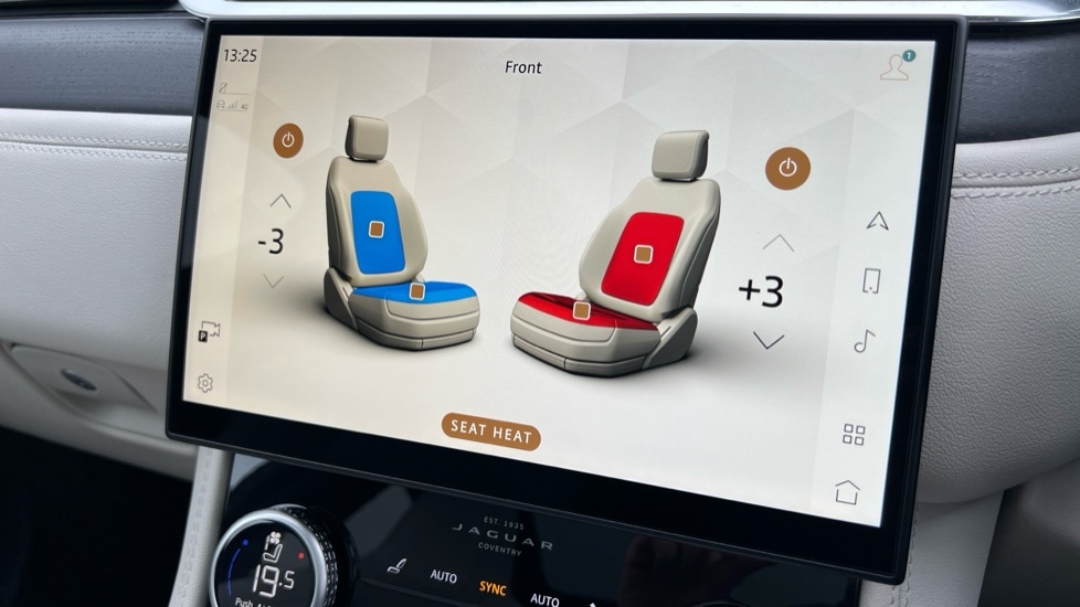 Used Jaguar F-Pace 2024 for sale - 76888739: Photo 65