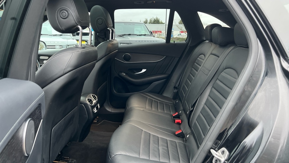 Used Mercedes-Benz GLC 2022 for sale - 77067707: Photo 14