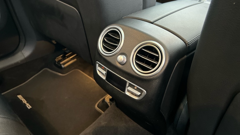 Used Mercedes-Benz GLC 2022 for sale - 77067707: Photo 28