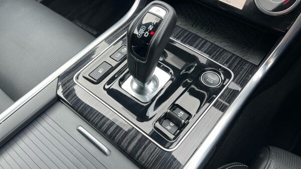 Used Jaguar XE 2023 for sale - 76265488: Photo 13