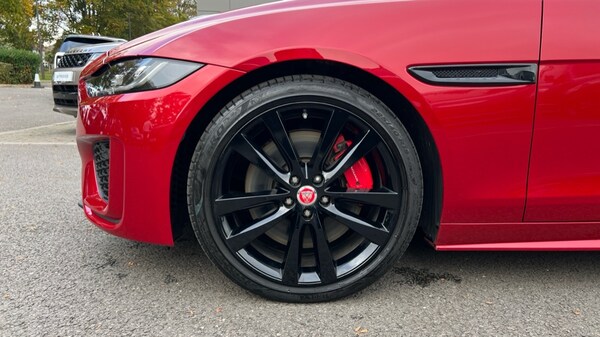 Used Jaguar XE 2023 for sale - 76265488: Photo 26