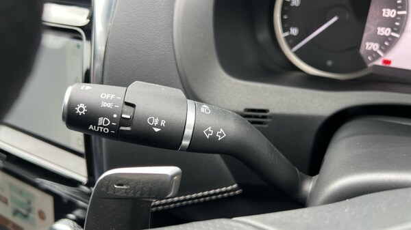 Used Jaguar XE 2023 for sale - 76265488: Photo 59
