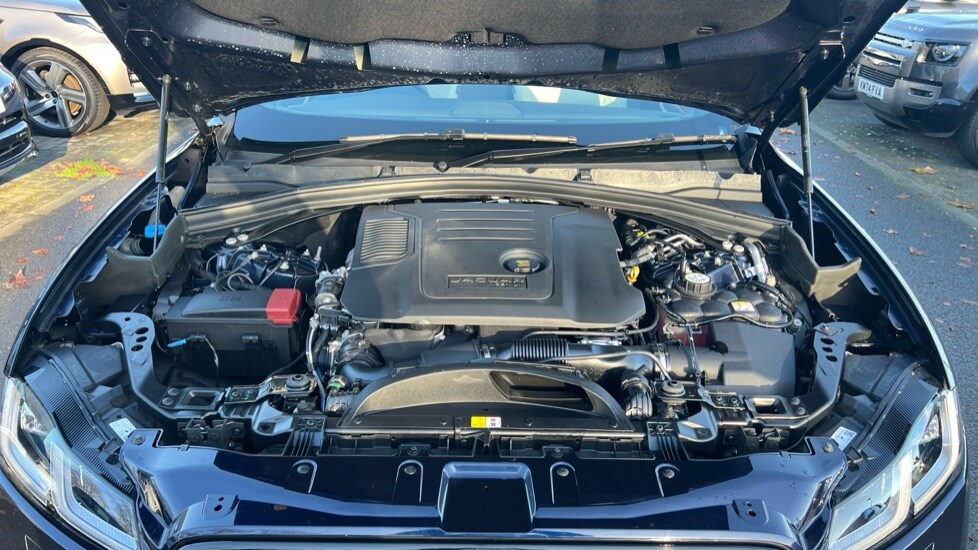 Used Jaguar F-Pace 2024 for sale - 76874668: Photo 34