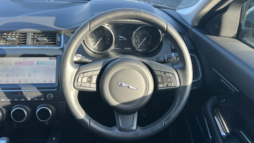Used Jaguar E-Pace 2020 for sale - 76872354: Photo 15